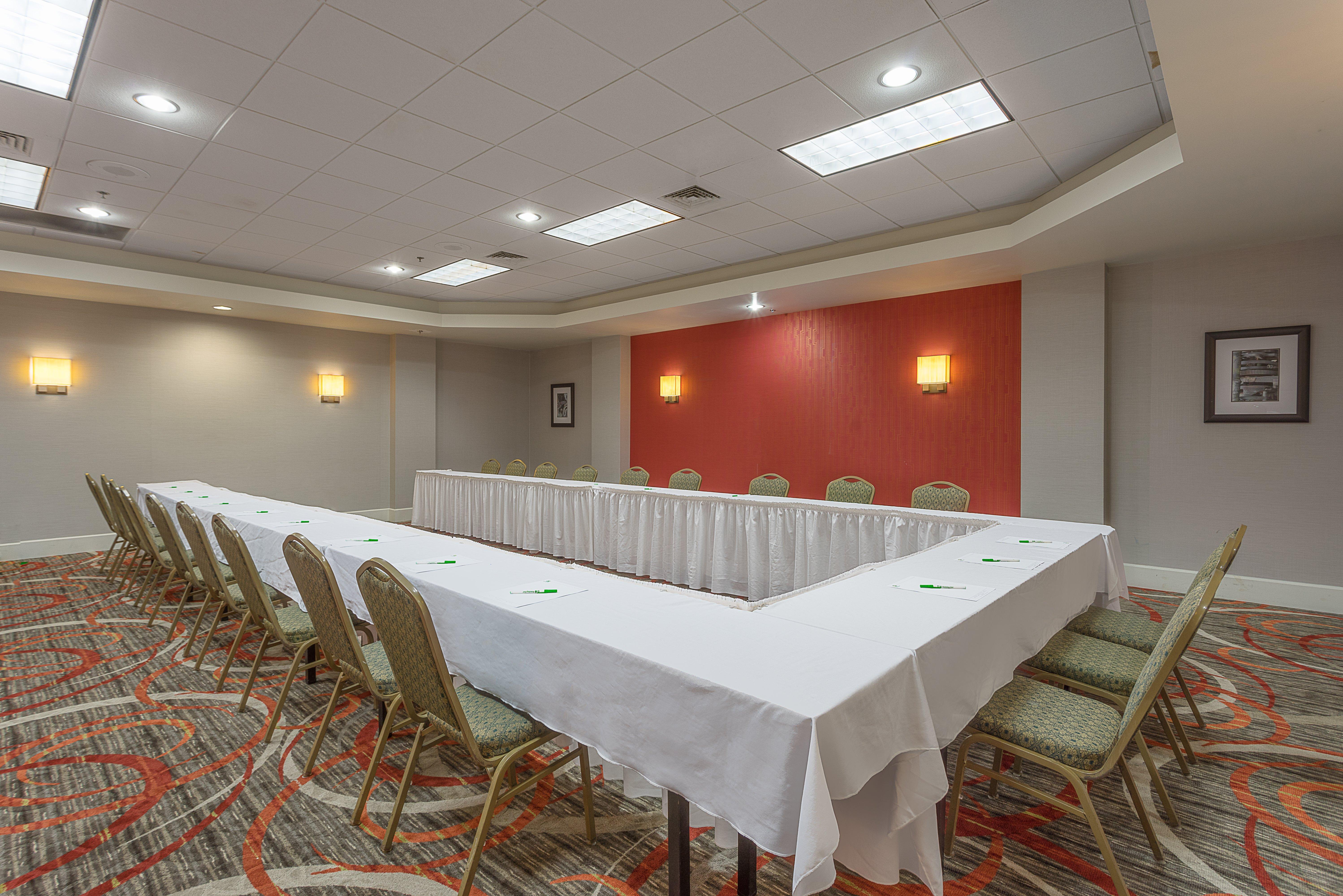 Holiday Inn Harrisburg I-81 Hershey Area By Ihg Ґрантвілл Екстер'єр фото