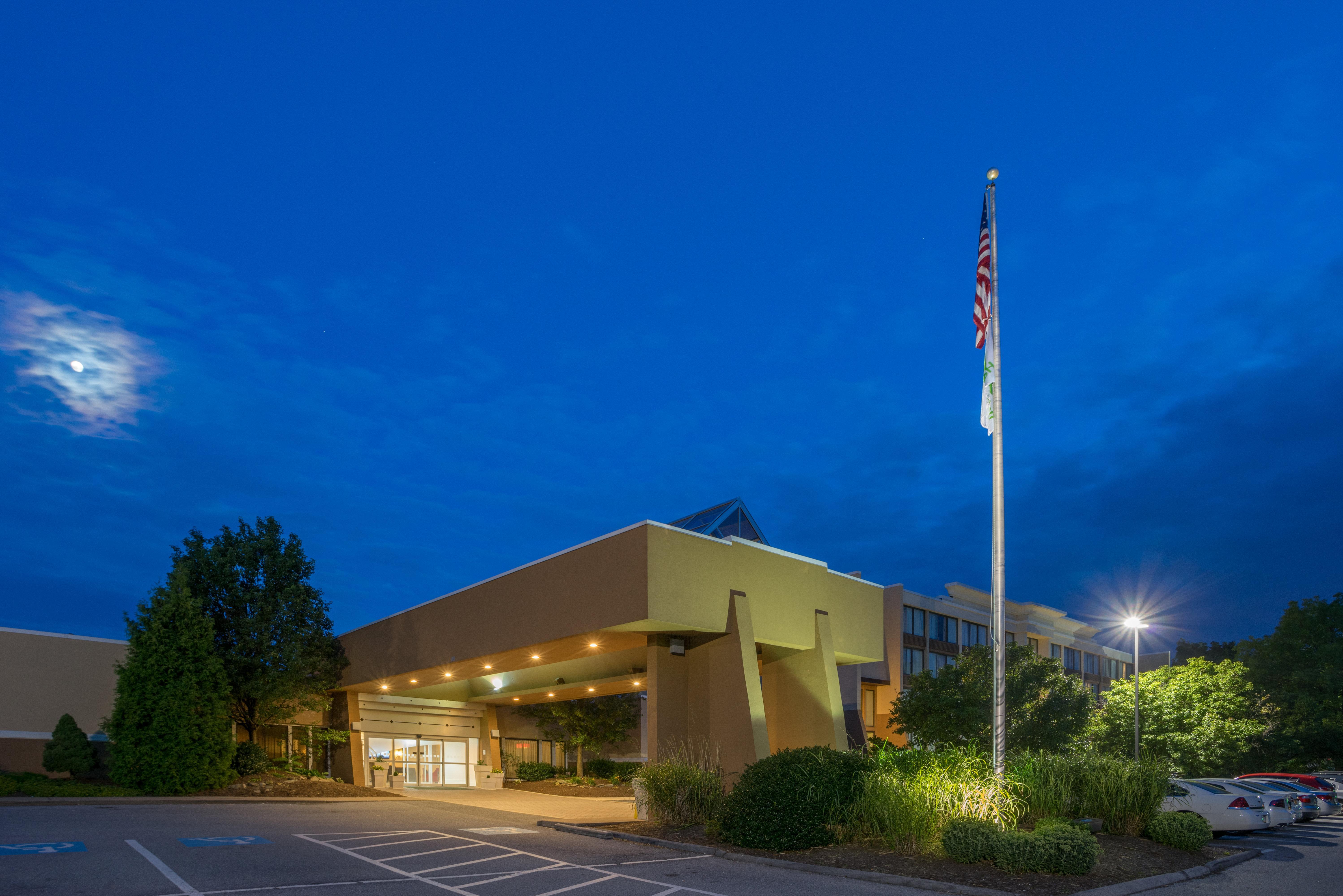 Holiday Inn Harrisburg I-81 Hershey Area By Ihg Ґрантвілл Екстер'єр фото