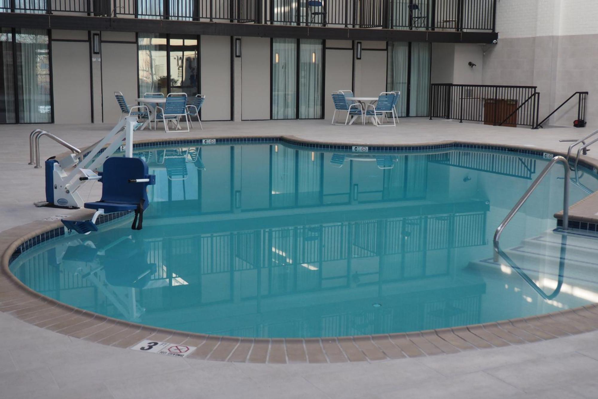 Holiday Inn Harrisburg I-81 Hershey Area By Ihg Ґрантвілл Екстер'єр фото