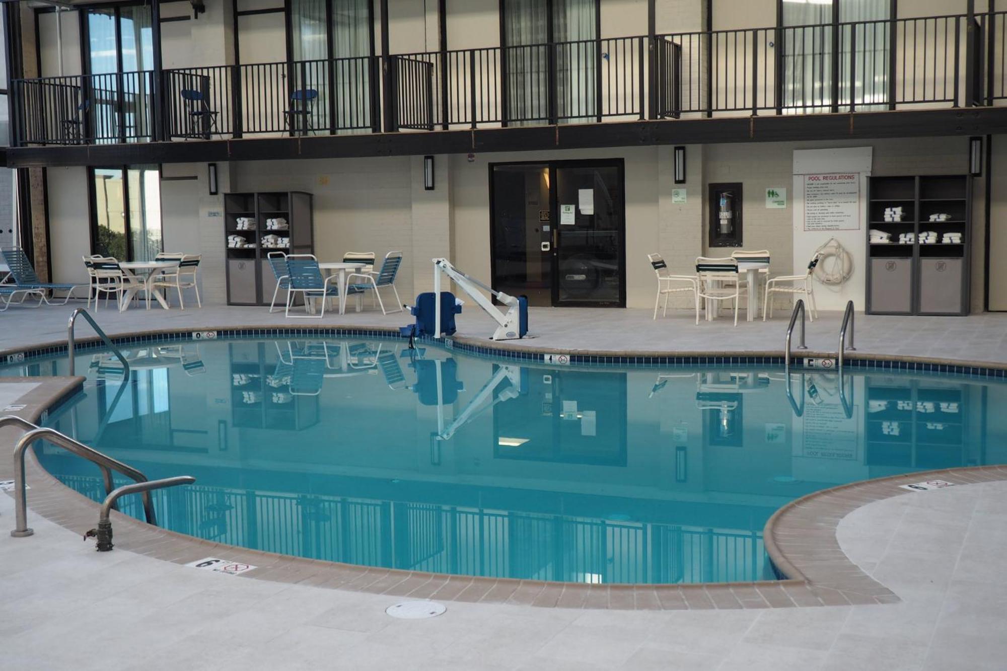Holiday Inn Harrisburg I-81 Hershey Area By Ihg Ґрантвілл Екстер'єр фото