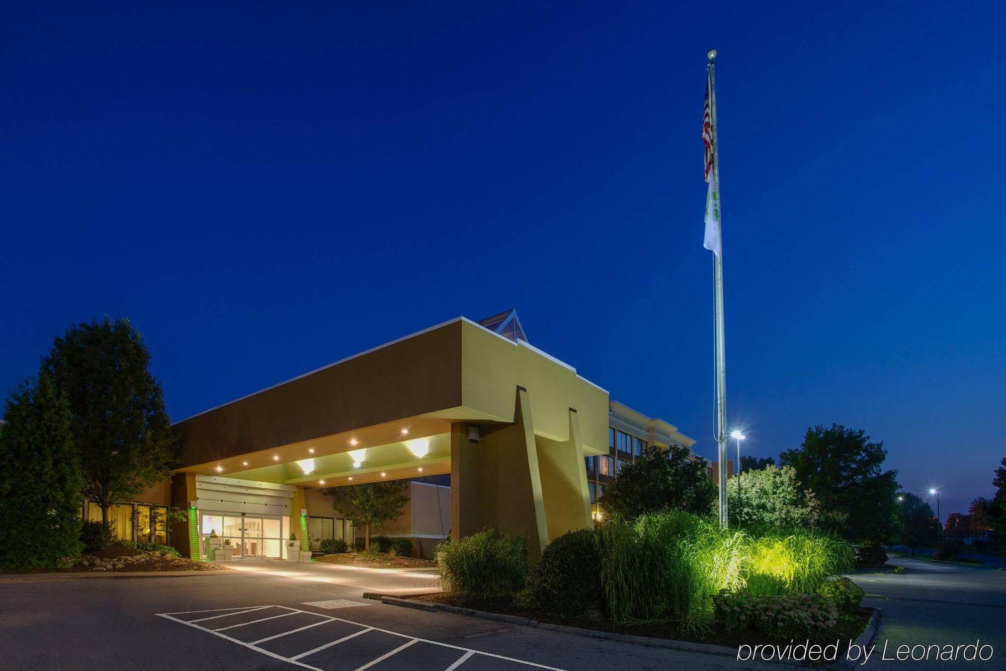 Holiday Inn Harrisburg I-81 Hershey Area By Ihg Ґрантвілл Екстер'єр фото